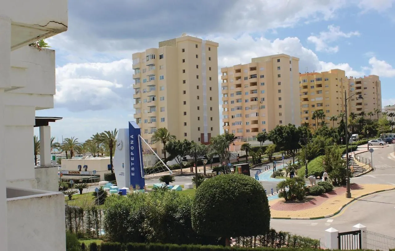 Stunning Apartment In Estepona With Wifi