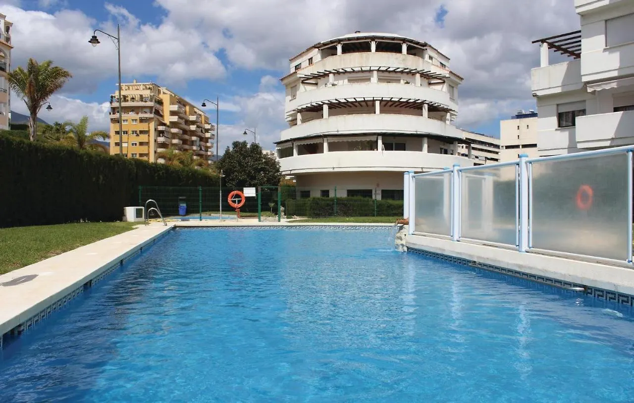 Stunning Apartment In Estepona With Wifi 0*,
