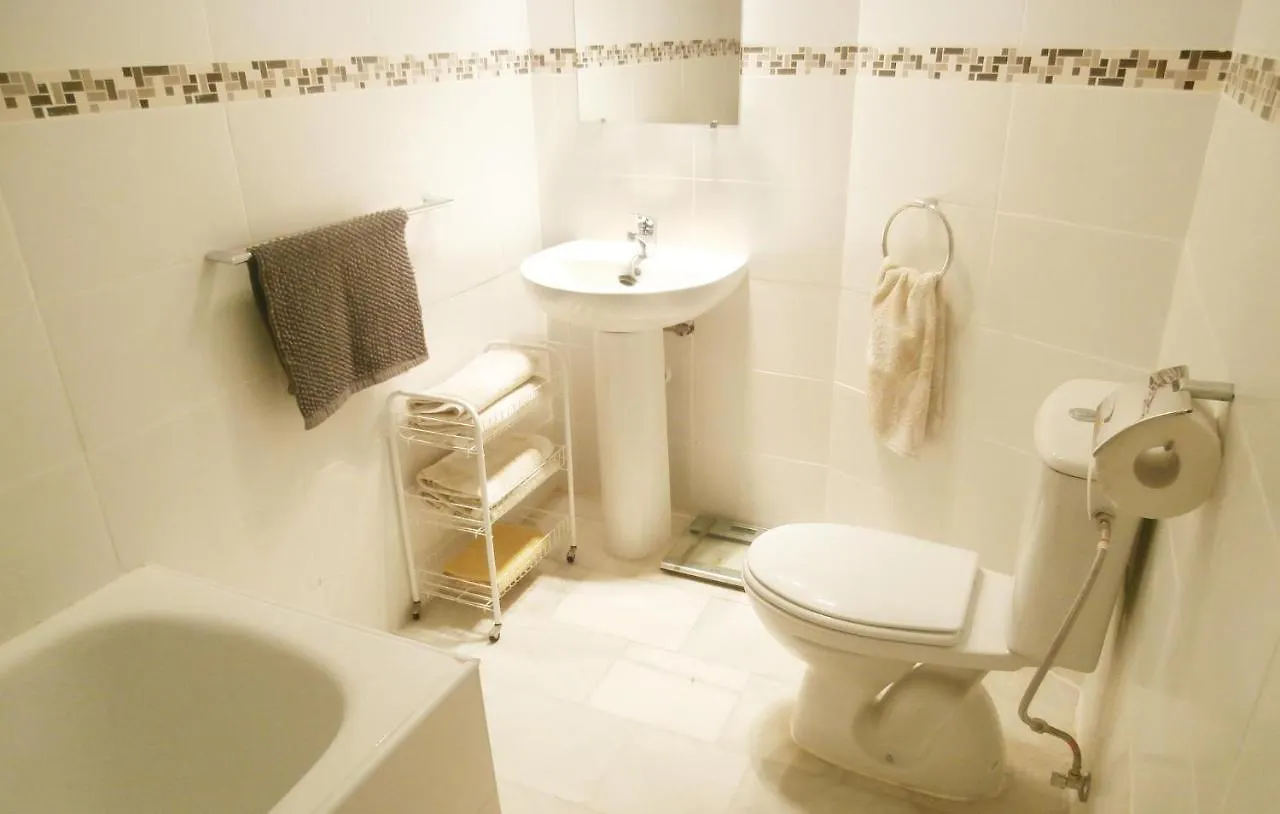 Stunning Apartment In Estepona With Wifi