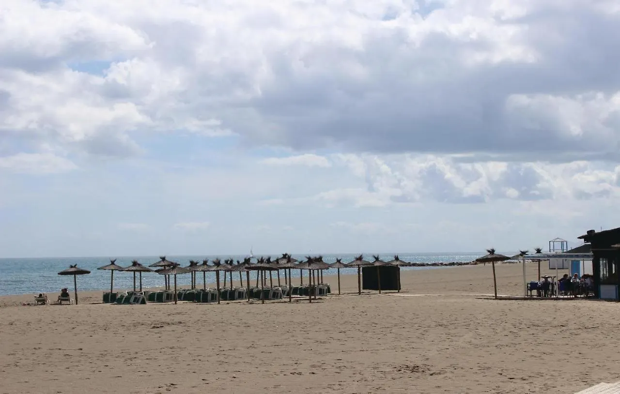 Stunning Apartment In Estepona With Wifi