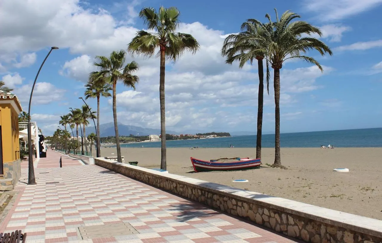 Stunning Apartment In Estepona With Wifi
